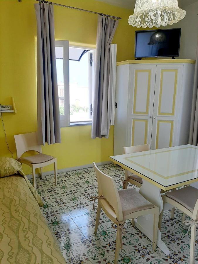 Hotel Residence Mendolita Lipari  Exteriér fotografie