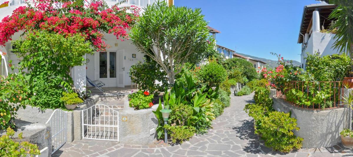 Hotel Residence Mendolita Lipari  Exteriér fotografie