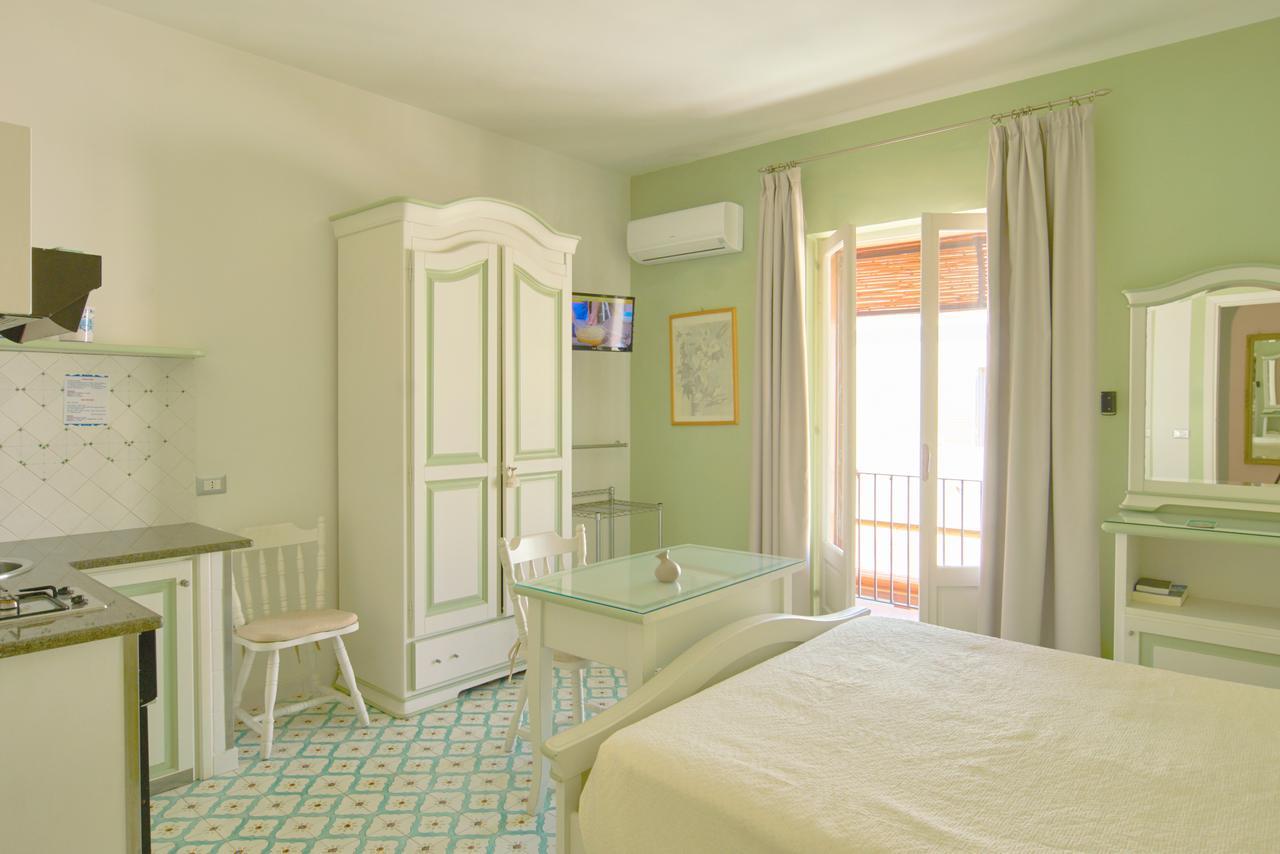 Hotel Residence Mendolita Lipari  Exteriér fotografie