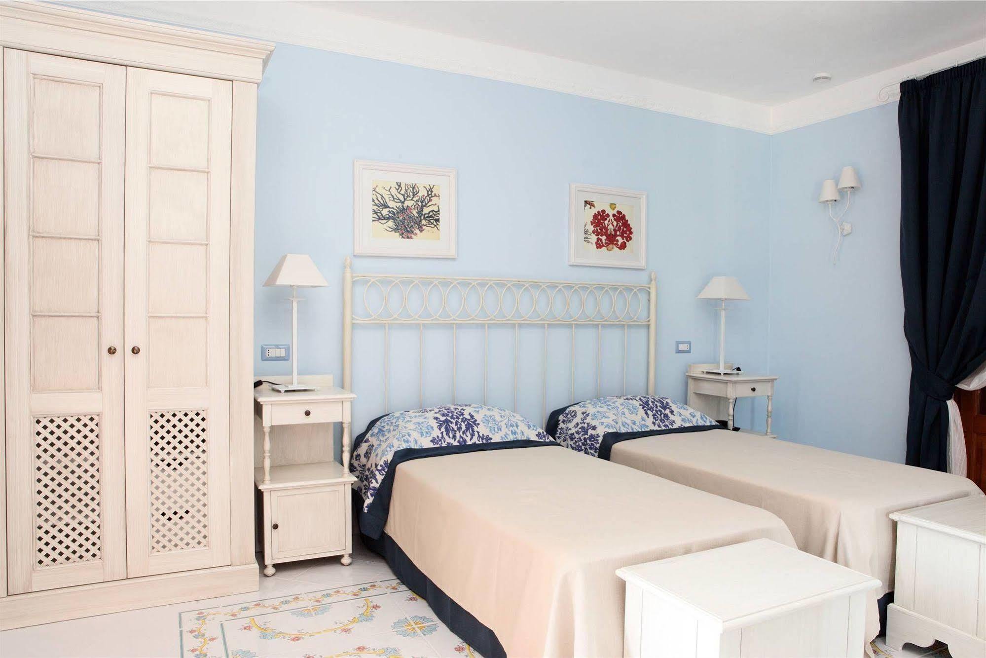 Hotel Residence Mendolita Lipari  Exteriér fotografie