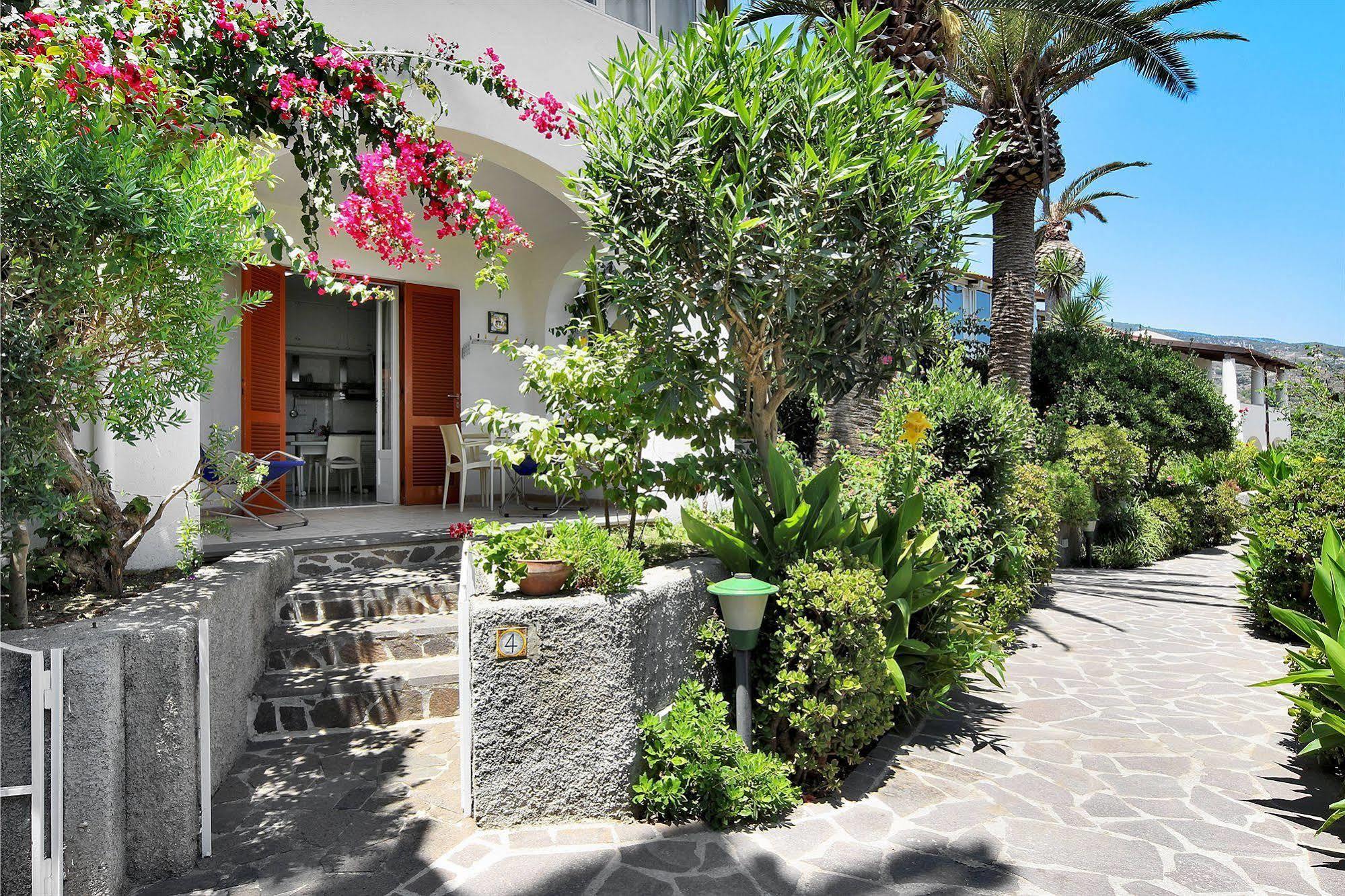 Hotel Residence Mendolita Lipari  Exteriér fotografie