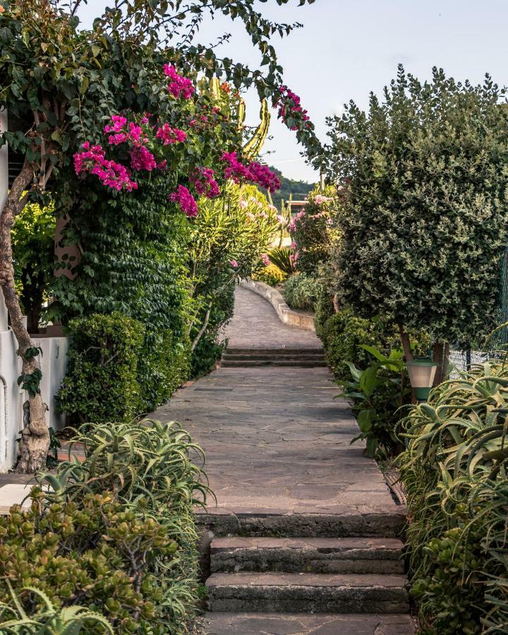 Hotel Residence Mendolita Lipari  Exteriér fotografie